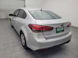 Used 2018 Kia Forte LX image 5
