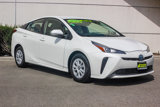 Used 2019 Toyota Prius L Eco image 3