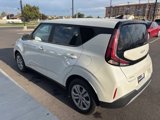 Used 2023 Kia Soul LX image 5