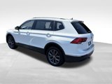 Used 2022 Volkswagen Tiguan SE w/ Panoramic Sunroof Package image 4