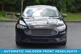 Used 2020 Ford Fusion SE image 2