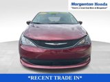Used 2023 Chrysler Voyager LX image 2