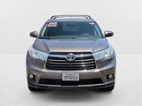 Used 2016 Toyota Highlander XLE image 3