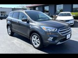Used 2018 Ford Escape SE image 2