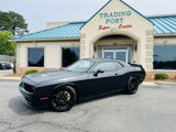 Used 2016 Dodge Challenger SXT image 3