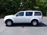 Used 2008 Nissan Pathfinder S image 3