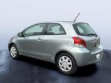 Used 2010 Toyota Yaris 2-Door Hatchback image 3