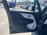 Used 2018 Jeep Renegade Latitude image 5