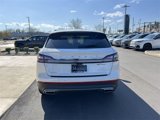 Used 2020 Lincoln Nautilus Reserve w/ Equipment Group 201A image 4