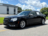 Used 2017 Chrysler 300 C image 3