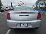 Used 2022 Chrysler 300 Touring L image 4