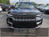Used 2022 Jeep Grand Cherokee Summit w/ Luxury Tech Group V image 2