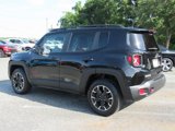 Used 2023 Jeep Renegade Trailhawk image 4