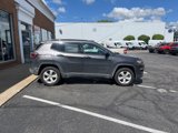 Used 2018 Jeep Compass Latitude image 2