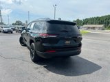 Used 2024 Jeep Grand Cherokee L Laredo image 2