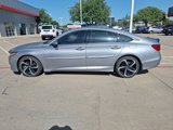 Used 2018 Honda Accord Sport image 3