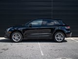 Certified 2023 Porsche Macan image 2