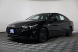 Used 2022 Hyundai Elantra SEL w/ Convenience Package image 2