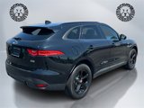 Used 2018 Jaguar F-PACE Premium image 5