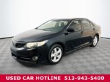 Used 2014 Toyota Camry SE image 2