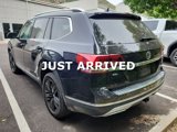 Used 2018 Volkswagen Atlas SEL Premium image 3