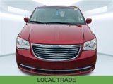 Used 2014 Chrysler Town & Country Touring image 2