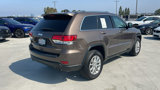 Used 2021 Jeep Grand Cherokee Laredo image 5