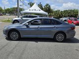 Used 2021 Volkswagen Jetta SE image 3