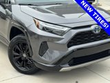 Used 2022 Toyota RAV4 SE image 4