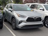 Used 2021 Toyota Highlander XLE image 2