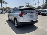 Used 2022 GMC Terrain SLE w/ Driver Convenience Package image 5