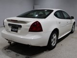 Used 2006 Pontiac Grand Prix w/ Sport Package image 2