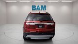 Certified 2023 GMC Acadia SLT image 6