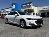 Used 2023 Chevrolet Malibu LT image 2
