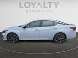 Used 2023 Nissan Altima 2.5 SR image 2