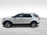 Used 2015 Ford Explorer XLT w/ Equipment Group 202A image 5