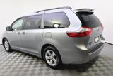 Used 2017 Toyota Sienna LE image 3
