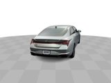 Used 2023 Hyundai Elantra SEL image 2