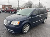 Used 2016 Chrysler Town & Country Touring w/ Driver Convenience Group image 3