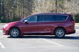 Used 2019 Chrysler Pacifica Limited w/ Advanced Safetytec Group image 3