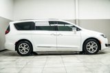 Used 2019 Chrysler Pacifica Limited w/ Advanced Safetytec Group image 3