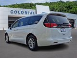 Used 2023 Chrysler Voyager LX image 4