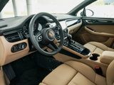 New 2025 Porsche Macan image 4