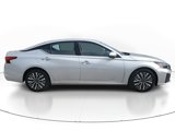 Used 2023 Nissan Altima 2.5 SV image 2