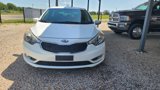 Used 2016 Kia Forte LX image 2