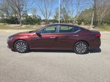 Used 2023 Nissan Altima 2.5 SV image 2