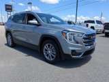 Used 2024 GMC Terrain SLT image 2
