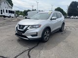 Used 2019 Nissan Rogue SV w/ Premium Package image 3