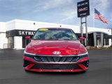 Used 2025 Hyundai Elantra SEL image 2