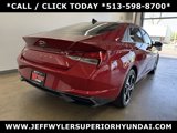 Certified 2022 Hyundai Elantra SEL w/ Convenience + Premium Package image 3